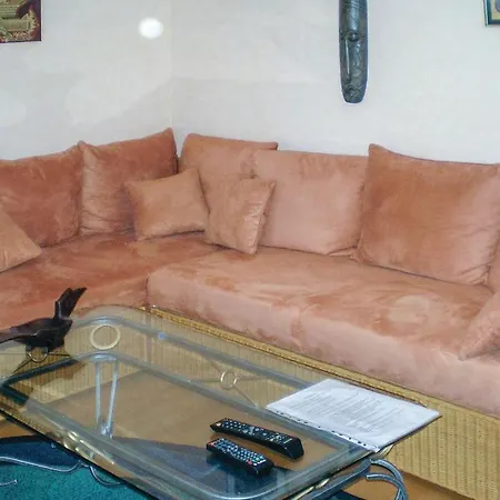 One-bedroom In Apartment *